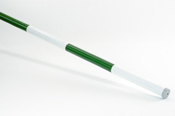 BARRE D’OBSTACLE BICOLORE<BR>EN BOIS CONTRE-COLLÉ