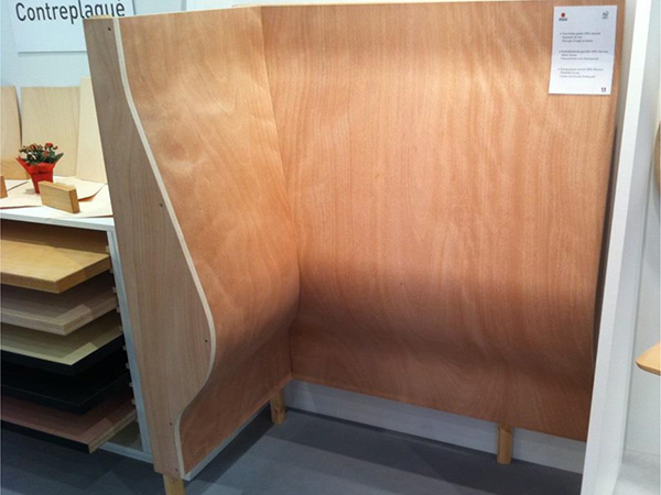 ANGLE DÉCOUPÉ OKOUMÉ/PEUPLIER